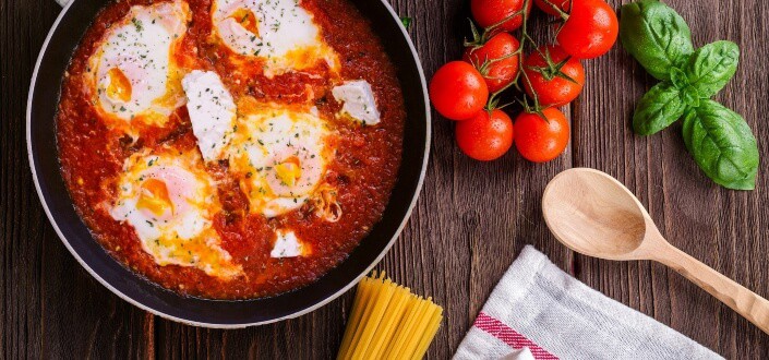19 cosas románticas que puedes hacer para tu novia. - Cocinale algo