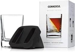 Best Gofts for men - Glass of whiskey