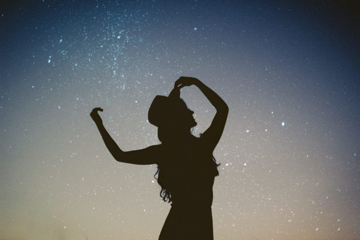 Caíste del cielo porque opacas a las demás estrellas.jpg